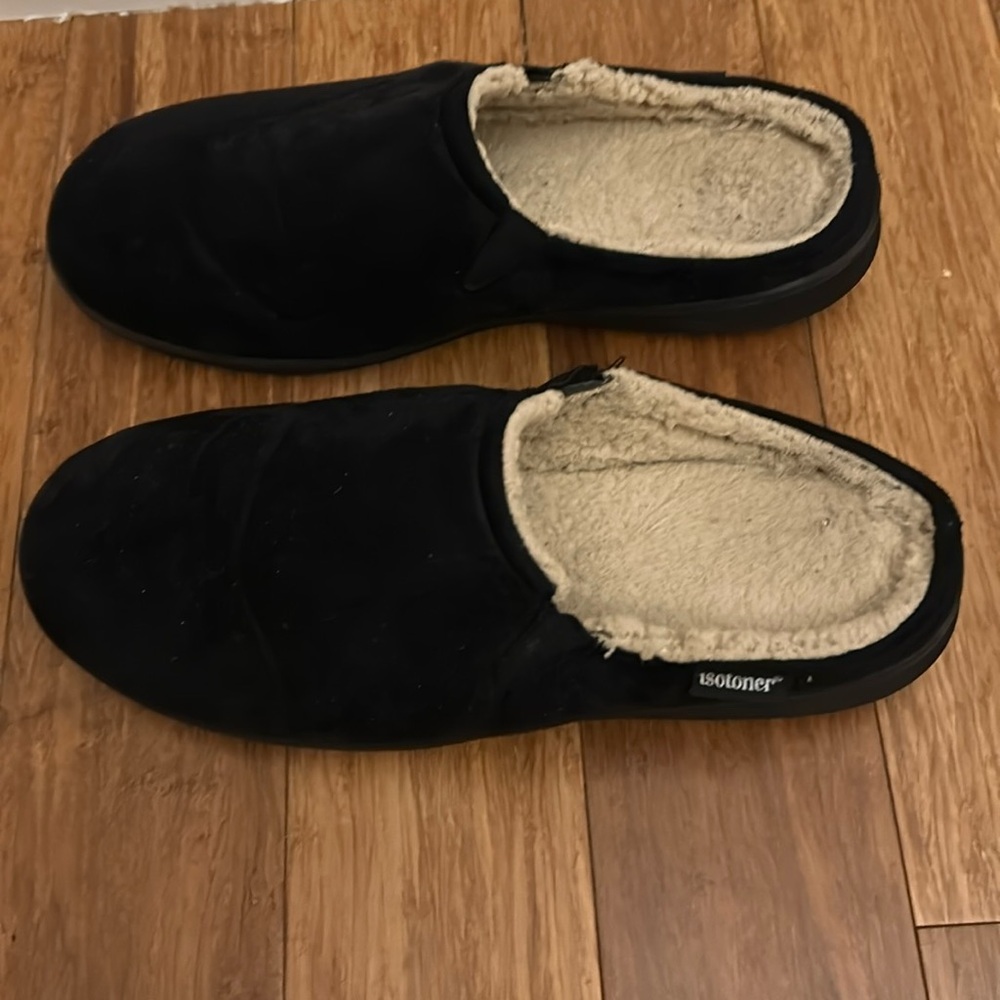 Men’s Black Slippers